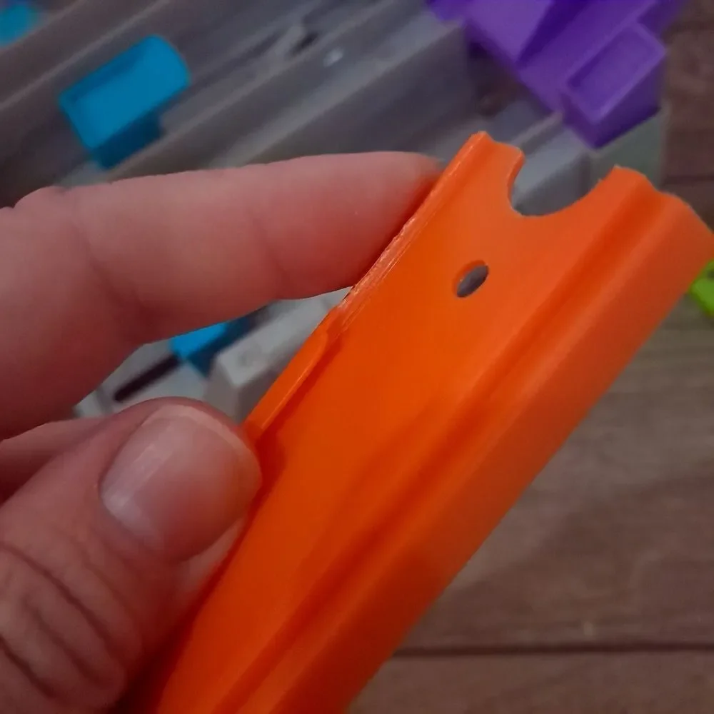 Hot Wheels Split Speeders Blade Raid Track Set DHY27 saw racing set purple READ